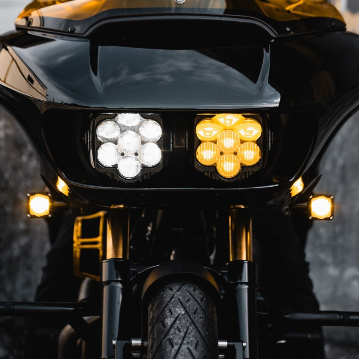 Custom Dynamics V2 Shark Demon led-koplamp + mistlamp – Road Glide 2015-2024 – foto 2