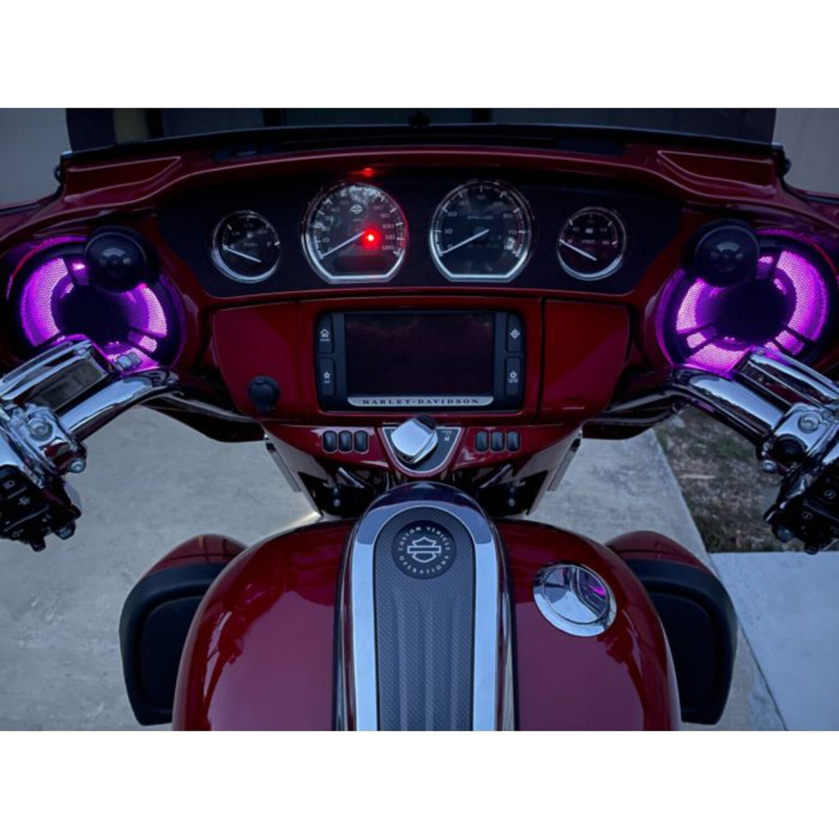Custom Dynamics ProGLOW led-ringen speakers bovenkuip – Touring 2014-2024
